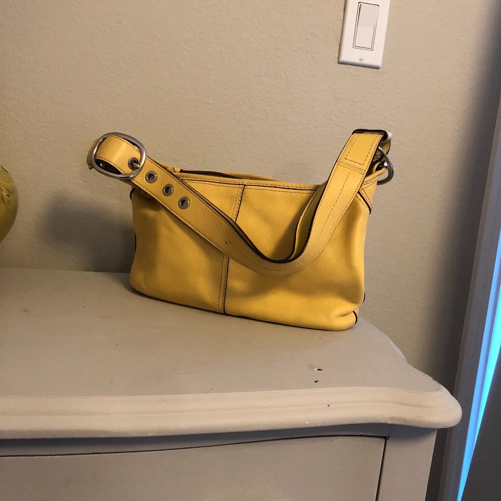 Hobo handbag